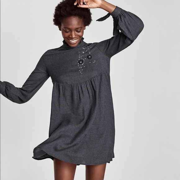 ZARA BEAD EMBROIDERED GRAY LONG SLEEVED DRESS BRAND NEW WITH TAGS XS ZARA BEAD EMBROIDERED GRAY LONG SLEEVED DRESS BRAND NEW WITH TAGS XS